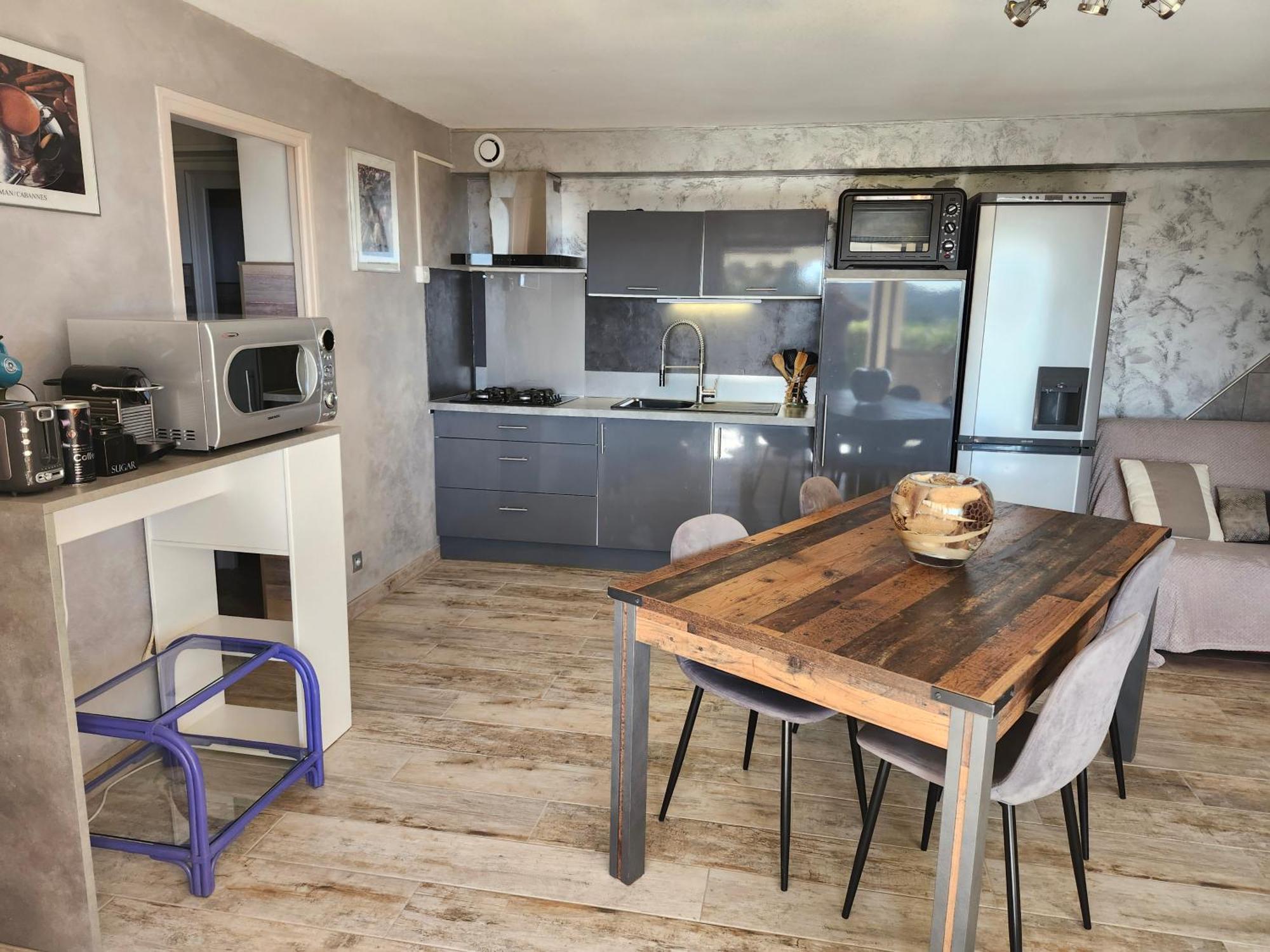 Rez De Jardin Dans Vue Appartamento *